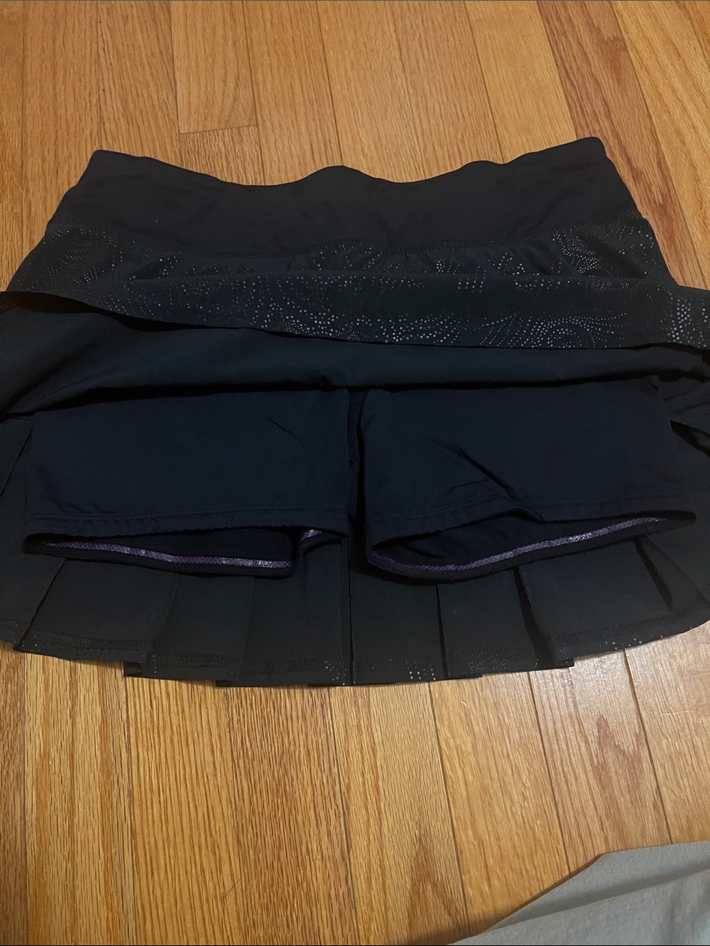Lululemon skort - Picture 5 of 6